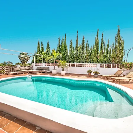 In Mediterranean Style With Private Pool Будинок відпочинку