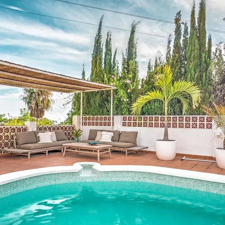 In Mediterranean Style With Private Pool * נרחה