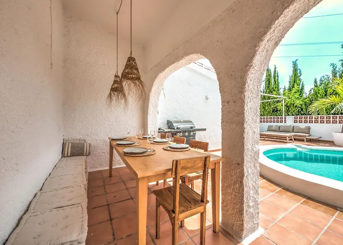 In Mediterranean Style With Private Pool *