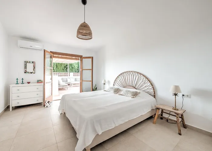 Сasa de vacaciones In Mediterranean Style With Private Pool